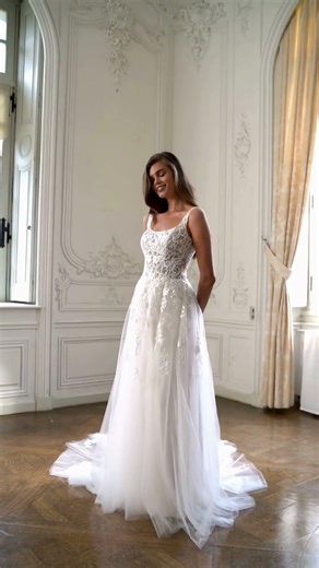 Dreamy Chiffon Wedding Dress