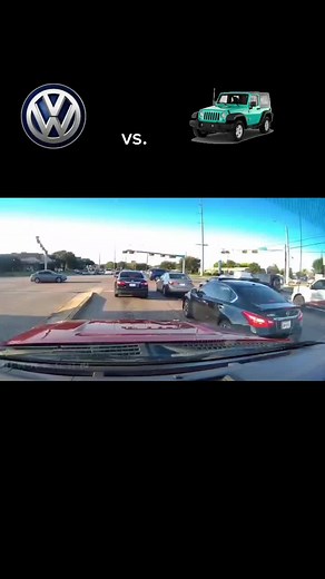#jeep #wrangler #vw #jetta #texas #dallas #garland #dallas #hood #accident #redlight #red