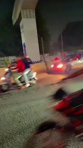 Hyderabad me Petrol/Diesel ka Shortage, Swiggy Delivery Boy Ghode par... | Azad Reporter Abu Aimal