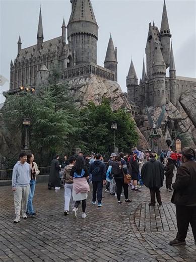 Exploring Hogwarts at Universal Studios Hollywood
