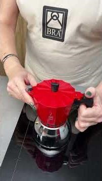 How to use an Italian coffee maker: all the tricks ☕