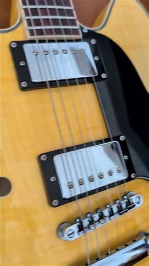 Can you find what's wrong with this guitar #guitar #challenge