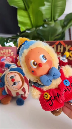 POP MART Online Stores on Instagram: "Showtime! The circus clowns are taking the stage—get ready for some mischievous fun! Release Info: 10/10/2025 22:00 GMT+8 on POP MART Online stores #popmart #popmartonlinestores #whysoserious #viny|plush #blindbox #animation #LABUBU #MOLLY #HACIPUPU #TwinkleTwinkle #DIMOO #Hirono #musicvideo #theater #halloween #popmarthalloween2025 #unboxingvideo"