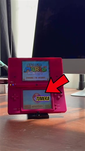 Restaure una Nintendo DSi, le cambie la carcasa y la pantalla touch pero lo mas difícil fue pasar los cables flexores por las visagras 😭 #nintendo #nintendods #dsi #tianguis #restauracion