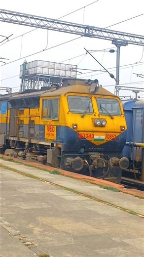 Indian Railways Powerful WDG4 Diesel Engine 🔥 | Monster Freight Locomotive | #train #shorts #fyp