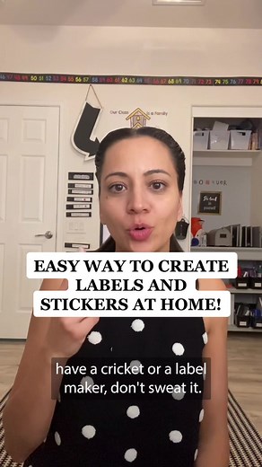 ✨The best hack for homemade labels and stickers for your students or kids! Let us know how it works for you! #teachertips #homeschool #homeschoolmom
