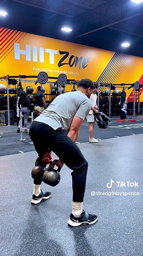 How to Safely Do a Clean and Press Exercise