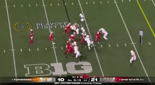 Will Howard with an absolute DIME!!!! 🎯 | CBS Sports
