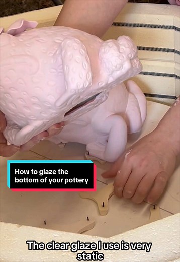 How to Glaze the Bottom of Ceramic Fruit Frogs