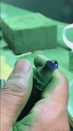 😱 You Won’t Believe How They Polish Gems in Sri Lanka! 💎🔥