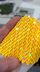 I just spent the last little bit designing a new scale that wasn't just flat. I'm going to make them a tad larger and then start printing up a couple sides of a glove. This is Rainbow PLA #01 from @sunlu_official I'm hoping to get more of a color shift with a larger pattern. Wishing everyone a safe holiday weekend! | Kaizen 3D Prints