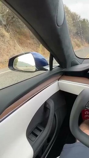 0-60 in 1.9 seconds - Tesla Model S Plaid 2022 #shorts