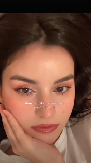 doing princess almond eye makeup tutorial 🤌🎀✨️🍒 Aesthetics_outlets follow for more