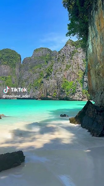 Explore the Beauty of Maya Bay in Thailand