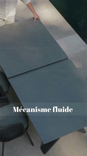 Table extensible en aluminium avec plateau en céramique - LIVIO