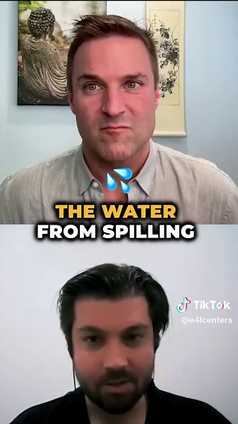 🧺🚿 Worried about mold in your front-loading washing machine? 🤔🔍 Watch this video to discover the best way to prevent mold and keep your clothes clean! 🌟👕 #washingmachine #cleaningtips #moldprevention #laundryhacks #homecare