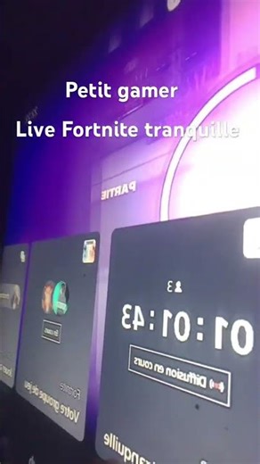 Viens sur mon live c’est Live Fortnite tranquille Et le nom c’est petit gamer￼￼