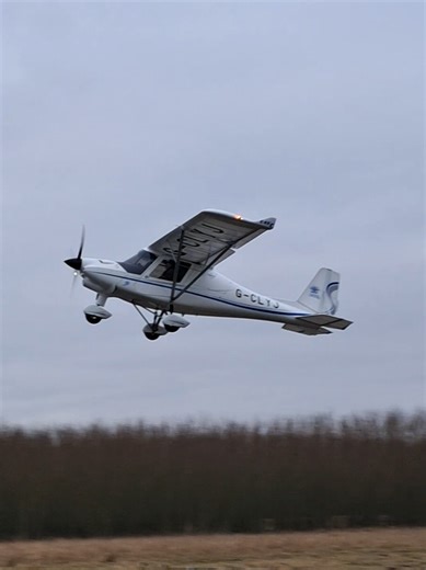Comco Ikarus C42 Cyclone G-CLYJ departing Sandtoft Airfield. #microlightflight #microlights #microlightflying #microlightaircraft #microlight