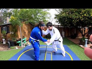 Learning Judo Throws From Judo Black Belt and Sparring at the End.