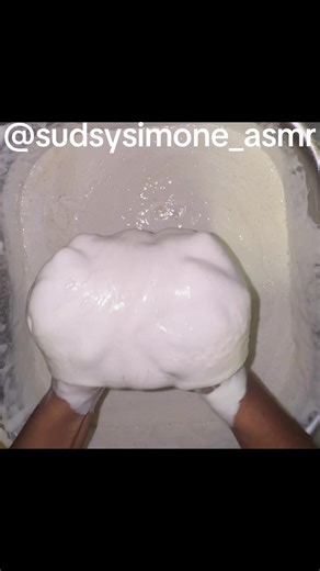 Quick ASMR Sponge Squeezing Mix