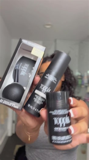 Toppik Hair Building Fibers application starts with the right tools! Pair our Spray Applicator with our Hairline Optimizer for precision where it counts.