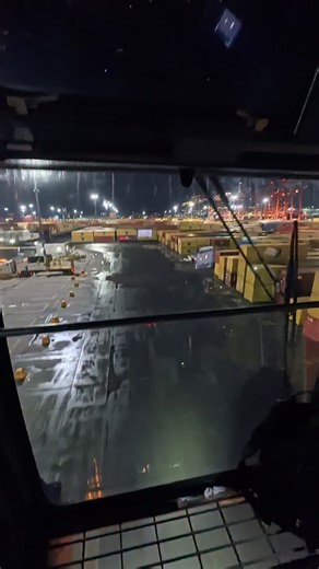 The Machine Operator | Getting a 20ft flat rack from a truck with the straddle carrier. @trucker_gang #ila #fyp #pov #straddlecarrier #bluecollar ilwu... | Instagram
