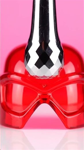 A S M R ✦ Cyclops Visor Toy Cracking Sound #asmr #cyclops #visorcrack