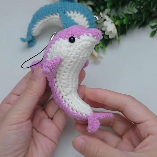Crochet lively little dolphin doll keychain~Dreamy & Natural~Step-by-step tutorial