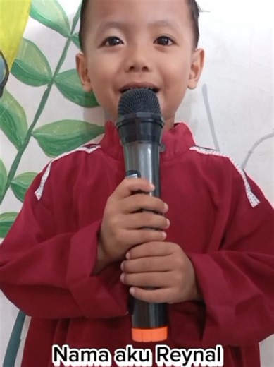 Hari ke 26 puasa, mari kita dengarkan surah Al-Alaq yang dibawakan oleh Ananda Reynal. MasyaAllah tabarakallah, Insya Allah Ananda dapat membawa orangtua dan orang-orang di sekelilingnya ke surga-Nya. 🥰 @rehanreynal 😍