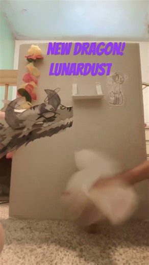 New dragon! Lunardust #dandysworld #art