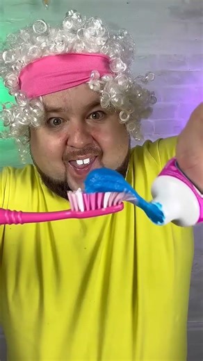 How to use toothpaste