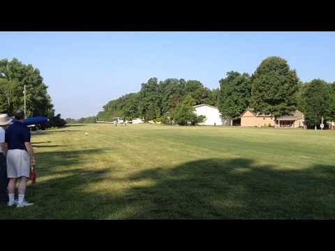 DA42-VI Grass Runway Takeoff