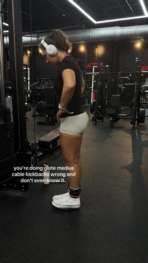 Mastering Glute Medius Cable Kickbacks for Optimal Results