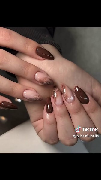 Fall 2025 Nail Inspiration for Stunning Looks