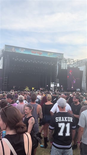 Brisbane didn’t disappoint #beachball #garbage #brisbane #goodthings | beach activities