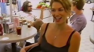 Cindy Crawford celebrates Hanson tour with MTV flash back