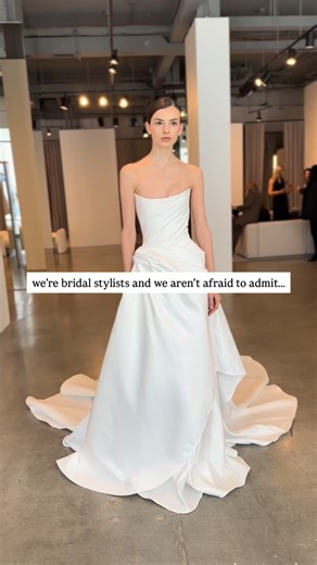 Chic Parisien on Instagram: "We’re bridal stylists and we aren’t afraid to admit: we love the cool bride aesthetic that’s been all over social media for about a year now — and we don’t see it going anywhere. We love this movement towards inclusion of a sleeker, more pared back wedding dress style that is just as romantic and dramatic as a more traditional gown (which we love as well, duh!). Shop cool bride dresses at Chic Parisien in Miami like Evans by Kyha Bride. 💕💕💕"