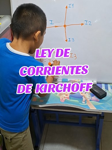 Ley de Corrientes de Kirchhoff Paso a Paso