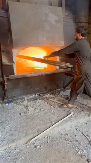 Melting 1000 Tons Aluminium! 😱 | Massive Furnace Processing #factoryprocess #aluminium#shorts