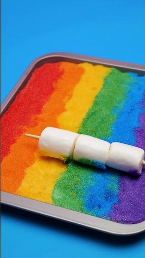 Making Yummy Rainbow Marshmallow Pops 🍭