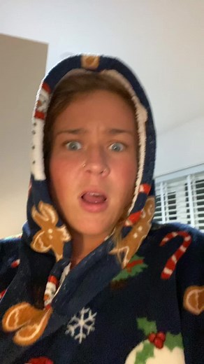 What the hell seen the size of that cucumber 😂 #fyp #trends #summer #viralvideos #mentalhealth #viral_video #adhd