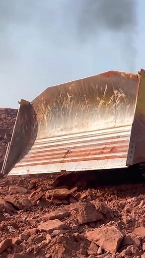 The Acco Super Dozer (World's Largest Bulldozer Ever Built) #accodozer #caterpillar #caterpillarequipment #dozeroperator #dozerlife #bigmachine | Mechanicallove