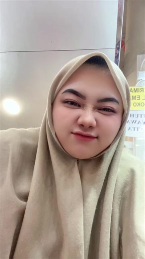 DevanaJaya (@devana.jaya)’s videos with Gadis Manis Kalimantan - Syahriyadi