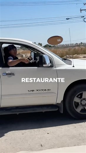 39K views · 22 reactions | Los platos que NO se rompen fácilmente 朗 son de MELAMINA  y los tenemos en MAHA  Modelo BELUGA  nuestro BEST SELLER Disponible en 4 diferentes colores , variedad de platos , ramekines y charolas ️ — A precios de MAYOREO  Compra en maha.com.mx tenemos envío GRATIS ✈️ + 3 y 6 meses sin intereses  . . . #platos #mayoreo #melamina #platosmelamina #vajilla #loza #restaurante #tiendaenlinea #proveedor | MAHA | Facebook