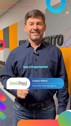 Aprende Brasil Educação on Instagram: "📝 Anote seu próximo compromisso na agenda! Dia 19 de janeiro, às 9h, começa a Jornada de Formação Educacional 2026 🚀 Vamos mostrar como tudo vai funcionar, por onde começar e como aproveitar ao máximo cada conteúdo. E não para por aí: teremos lives, cursos, podcasts e muito mais ao longo dessa jornada."