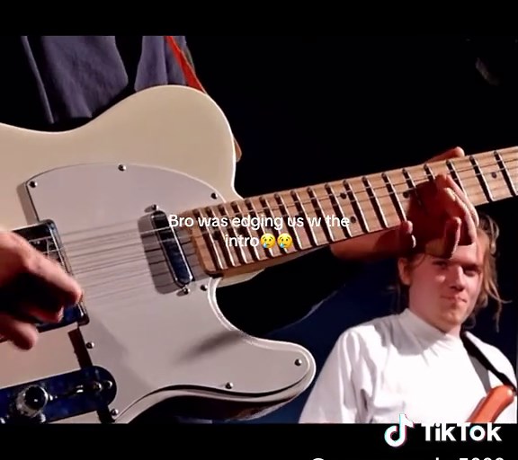 King Krule 'Out Getting Ribs' Live Concert Performance