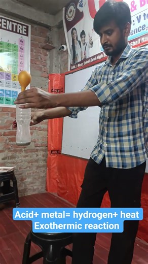 live experiment exothermic reaction (acid+ metal= hydrogen+heat ) #reel #shorts