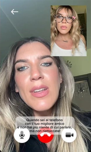 When you're on a video call with your best friend #videocall #bestfriend #cellphone