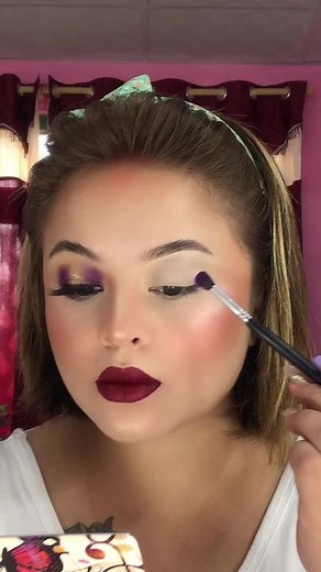 #eyemakeuptutorial #makeupartist #haloeyesmakeup #manjumakeupandnailsstudio #baglung 🌸❤️