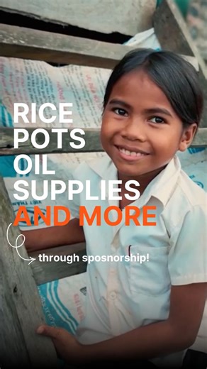 Meet Davith, a future doctor in the making! With the support of her World Vision sponsor, she’s taking big steps toward her dream. Discover how child sponsorship is transforming, not only Davith’s life, but that of her family. 🧡